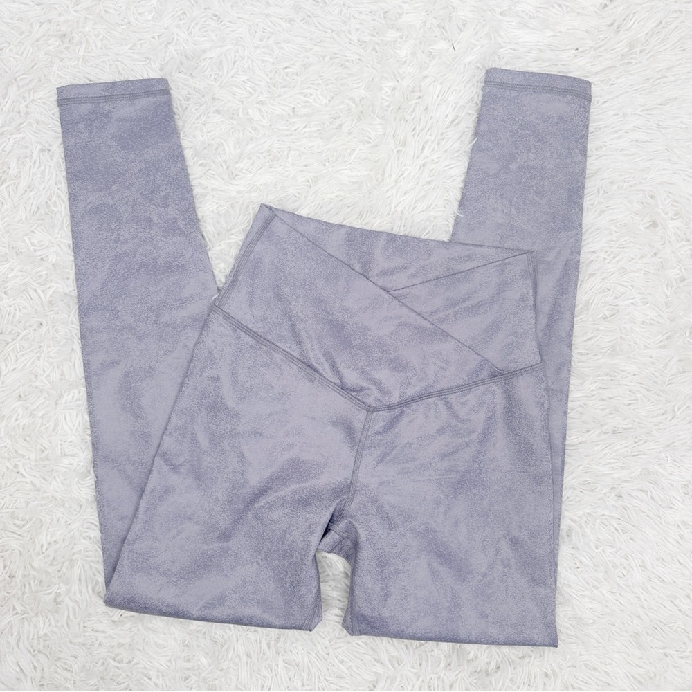 Offline by Aerie Hi-Rise Crossover Waist Leggings Purple Size Medium C4